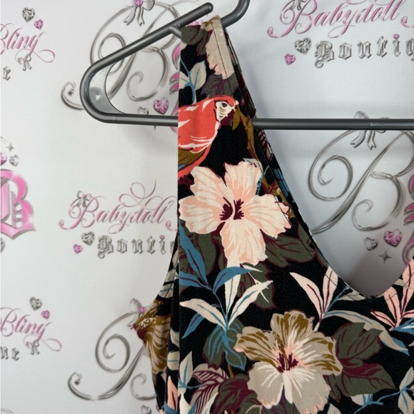 Dynamite dress flowers bird parrot tropical green black Multicolor Floral Dress - Picture 5 of 12